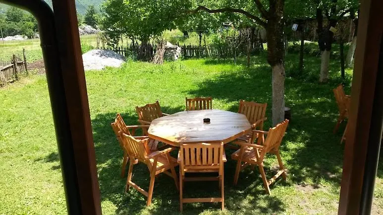 Guesthouse Mehmeti Βαλμπόνα Αλβανία