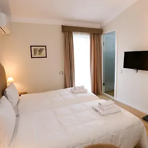hermes-hotel.hotels-in-tirana.com/