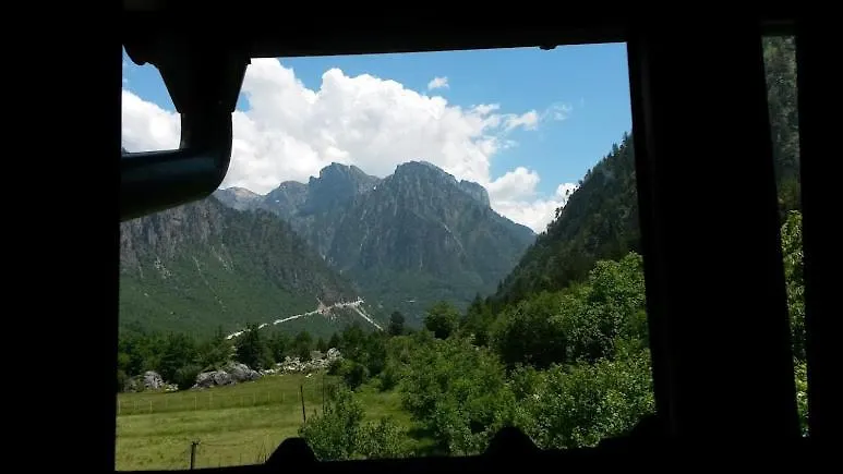 Guest house Guesthouse Mehmeti Valbone Albania