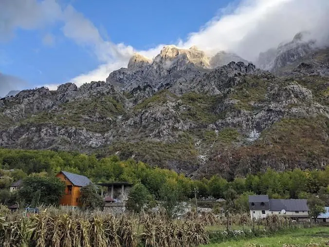 Guesthouse Mehmeti Valbone 0*,  Albania